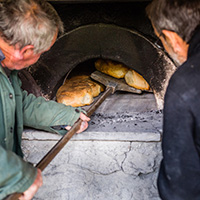 La panification traditionnelle, ou le faire au four, dans le massif des Bauges